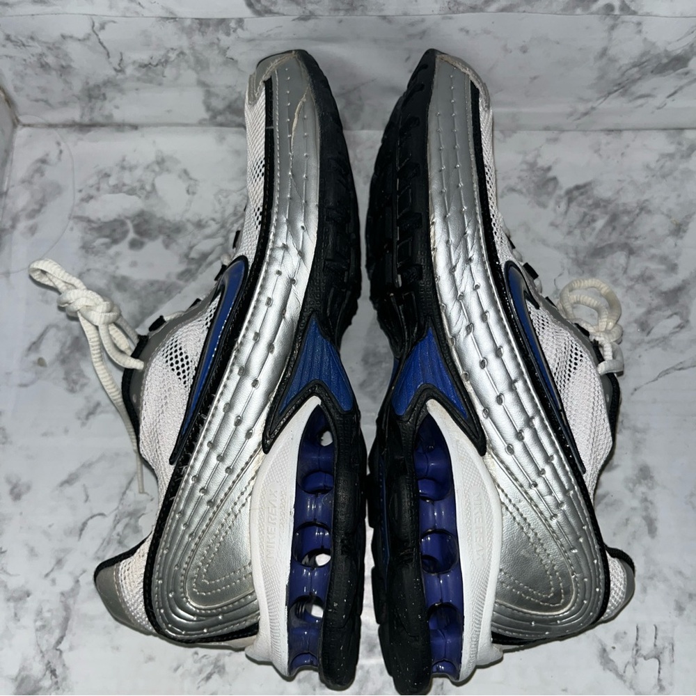 Nike Reax Athletic Training White Silver Blue Mens Size 7.5 Sneaker Shoes - Picture 5 of 7